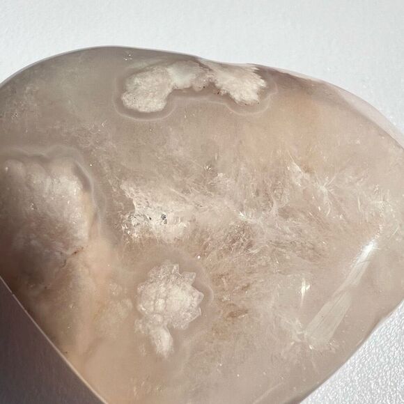 Flower Agate Heart Carving (#6) - Picture 3 of 10